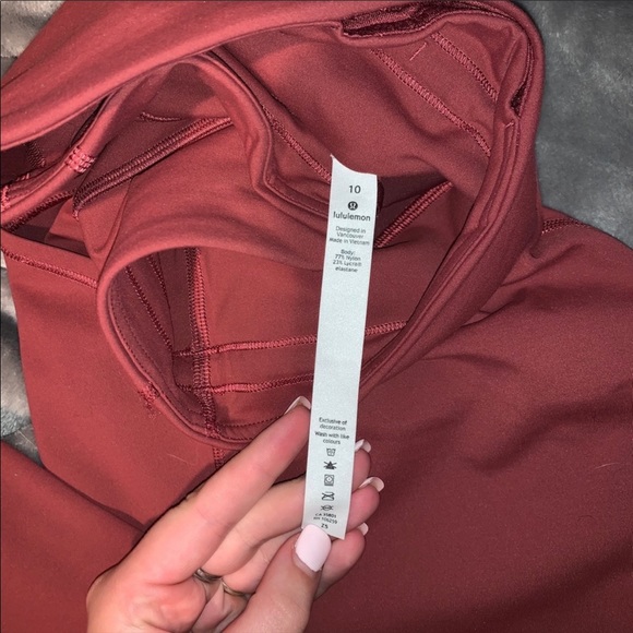 Lululemon Invigorate High Rise Tight 25”-EUC - Picture 3 of 3